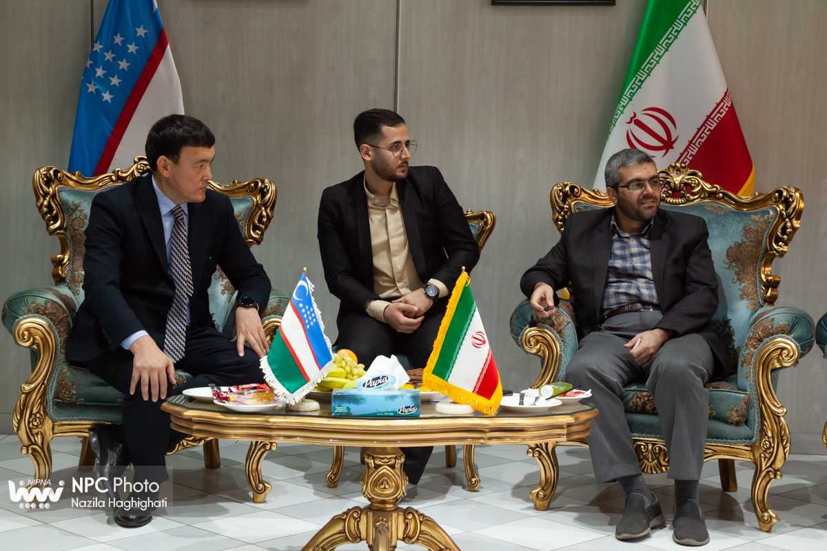 معرفی دست آورد هاس صنعت پتروشیمی به هئیت انرژی ازبکستان در حاشیه شانزدهمین نمایشگاه بین المللی ایران پلاست 16