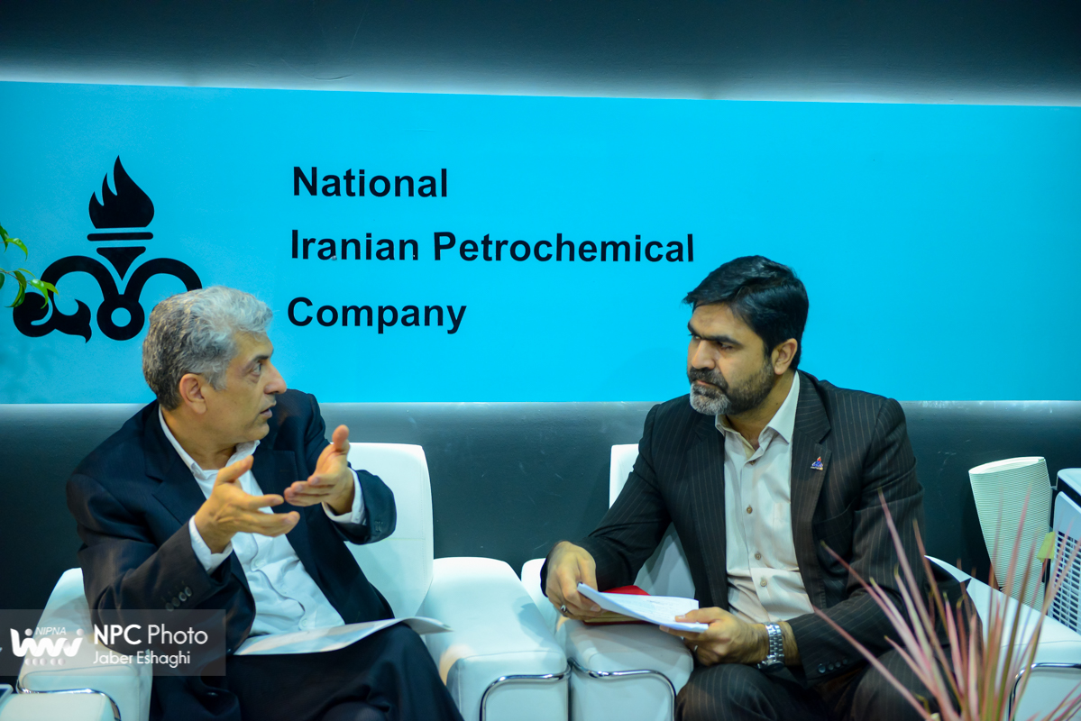 غرفه شرکت ملی صنایع پتروشیمی در روز پایانی از شانزدهمین نمایشگاه بین المللی ایران پلاست  4