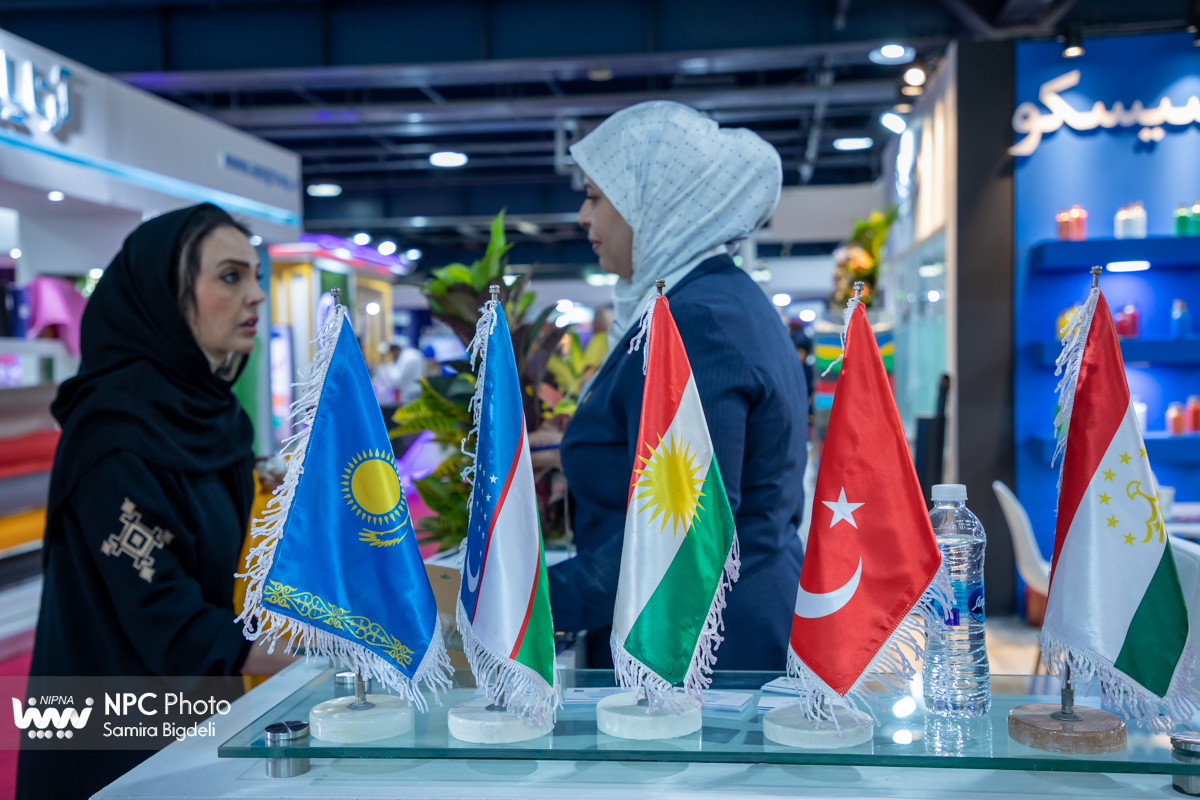 سالن 31B در چهارمین روز از شانزدهمین نمایشگاه بین المللی ایران پلاست 7