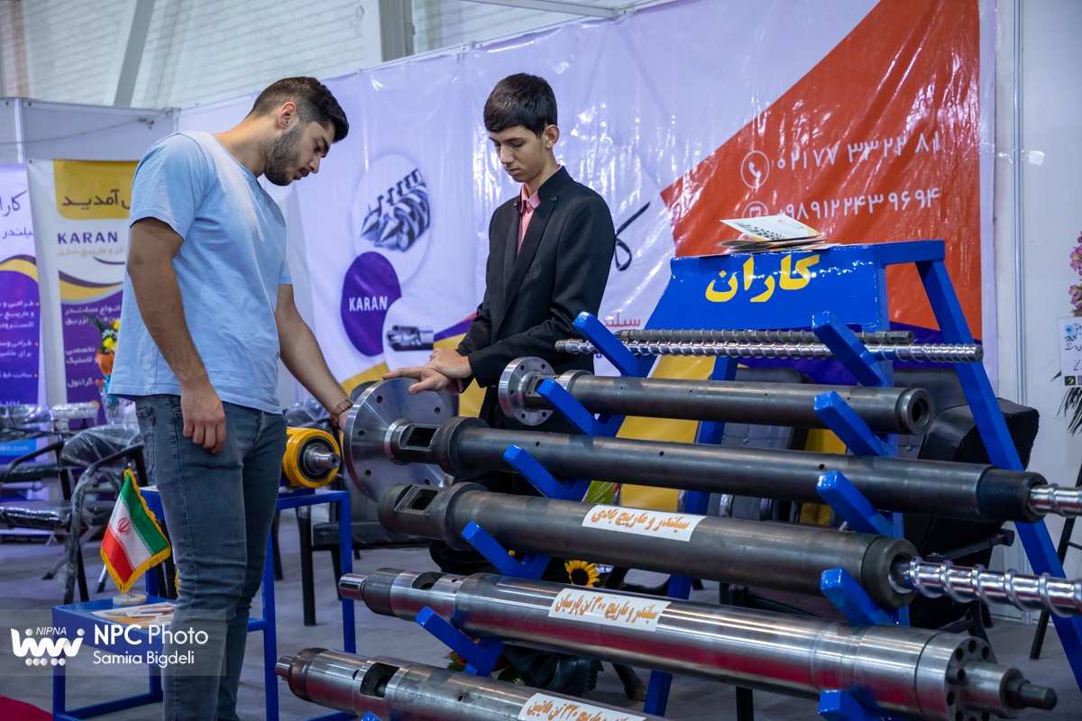 سالن 35 در چهارمین روز از شانزدهمین نمایشگاه بین المللی ایران پلاست 6