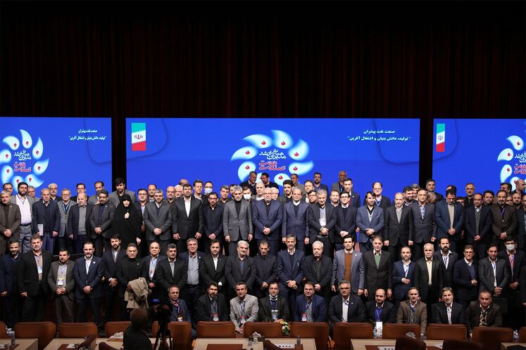 تجلیل از مدیران برتر صنعت نفت