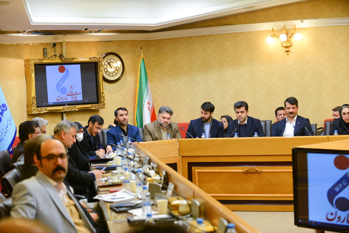 جلسه هم اندیشی مدیران روابط عمومی های صنعت پتروشیمی با حضور معاون وزیر نفت و مدیر عامل شرکت ملی صنایع پتروشیمی برگزار شد 28