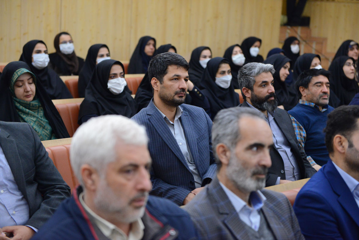 مراسم سومین سالگرد شهادت سردار مقاومت سپهبد شهید حاج قاسم سلیمانی در شرکت ملی صنایع پتروشیمی برگزار شد.  6