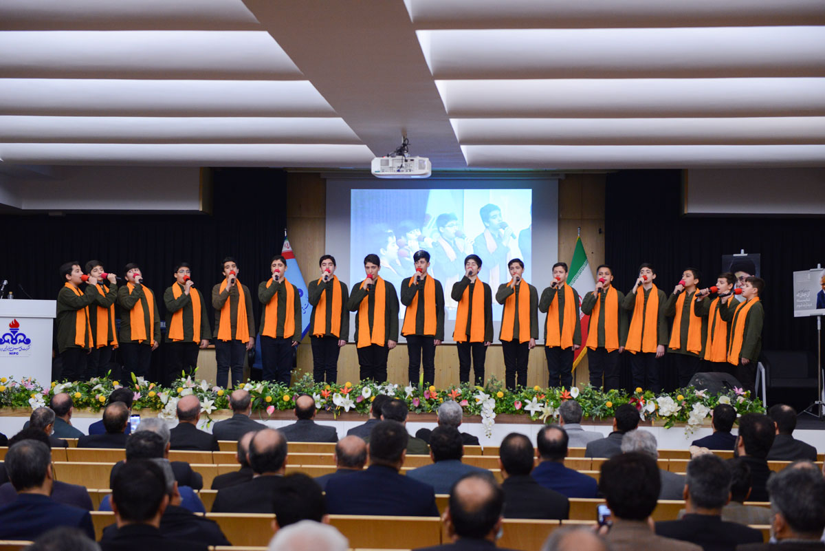 مراسم سومین سالگرد شهادت سردار مقاومت سپهبد شهید حاج قاسم سلیمانی در شرکت ملی صنایع پتروشیمی برگزار شد.  7