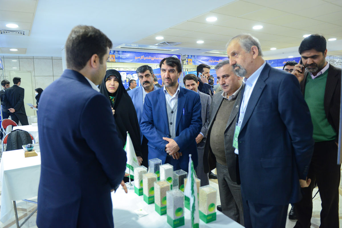 نخستین نمایشگاه و همایش تخصصی کاتالیست صنعت نفت در شرکت ملی صنایع پتروشیمی 23