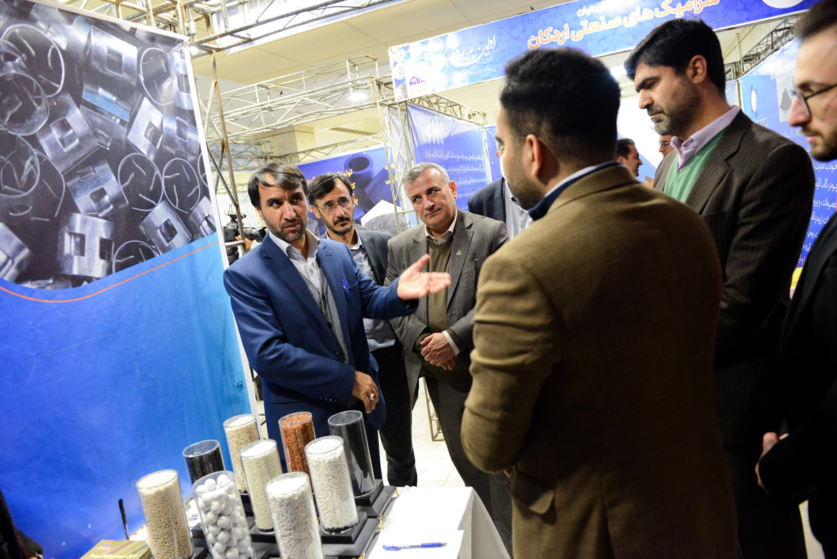 نخستین نمایشگاه و همایش تخصصی کاتالیست صنعت نفت در شرکت ملی صنایع پتروشیمی 24