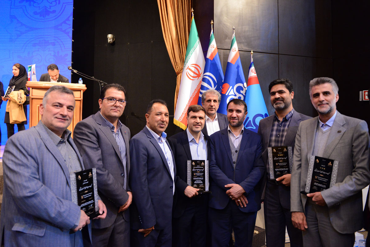 گزارش تصویری نهمین جشنواره جایزه تعالی صنعت پتروشیمی (7اسفند1401) 61