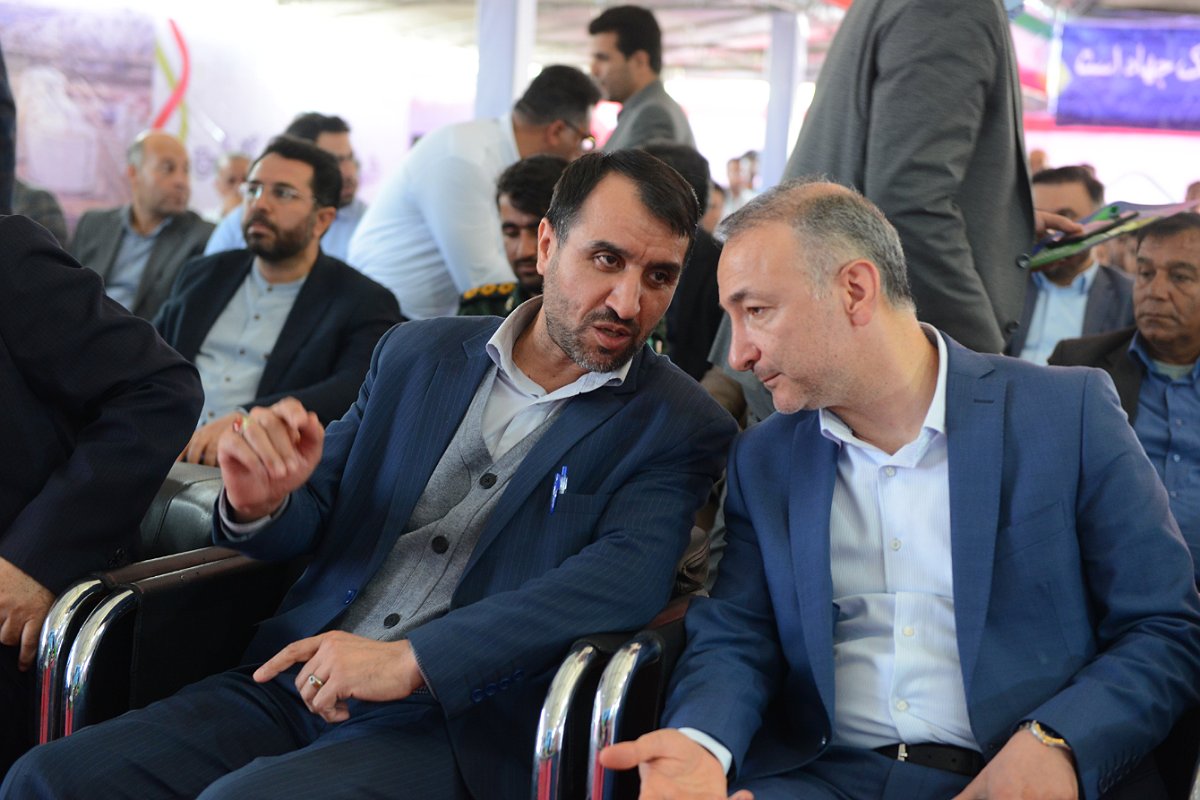 آیین افتتاح مخازن نه‌گانه فاز دوم مخازن سبز پتروشیمی عسلویه با حضور معاون وزیر نفت و مدیر عامل شرکت ملی صنایع پتروشیمی 4