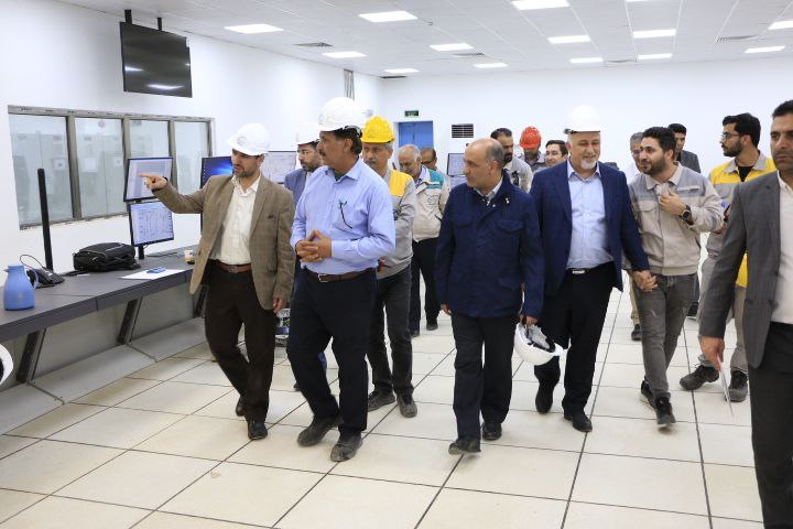 بازدید معاون وزیر نفت و مدیر عامل شرکت ملی صنایع پتروشیمی از شرکت پالایش گاز هویزه خلیج فارس 2