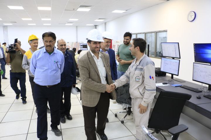 بازدید معاون وزیر نفت و مدیر عامل شرکت ملی صنایع پتروشیمی از شرکت پالایش گاز هویزه خلیج فارس 5