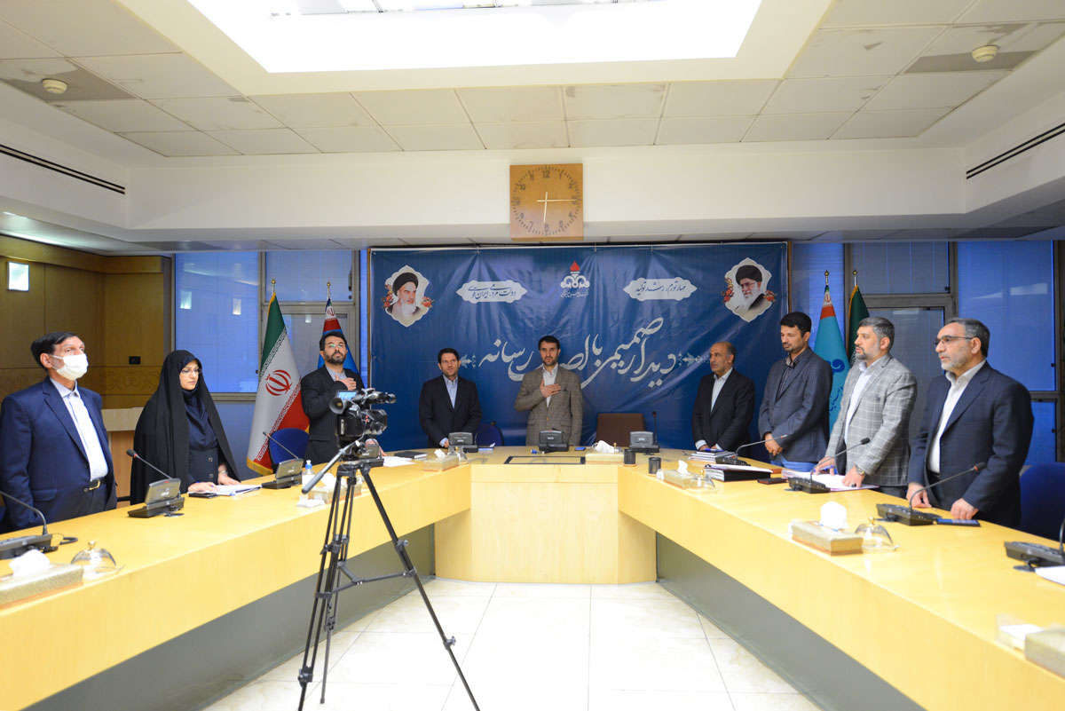 مراسم دیدار صمیمانه معاون وزیر نفت و مدیر عامل شرکت ملی صنایع پتروشیمی با اصحاب رسانه 1