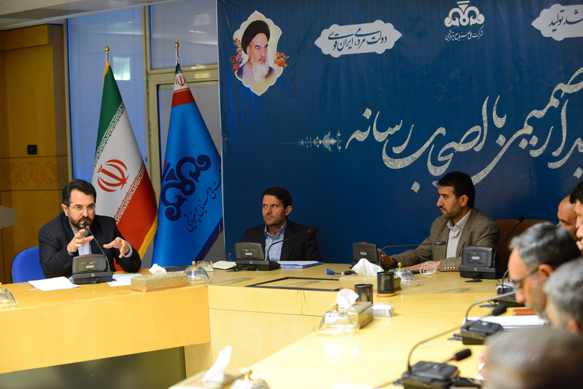 مراسم دیدار صمیمانه معاون وزیر نفت و مدیر عامل شرکت ملی صنایع پتروشیمی با اصحاب رسانه 2