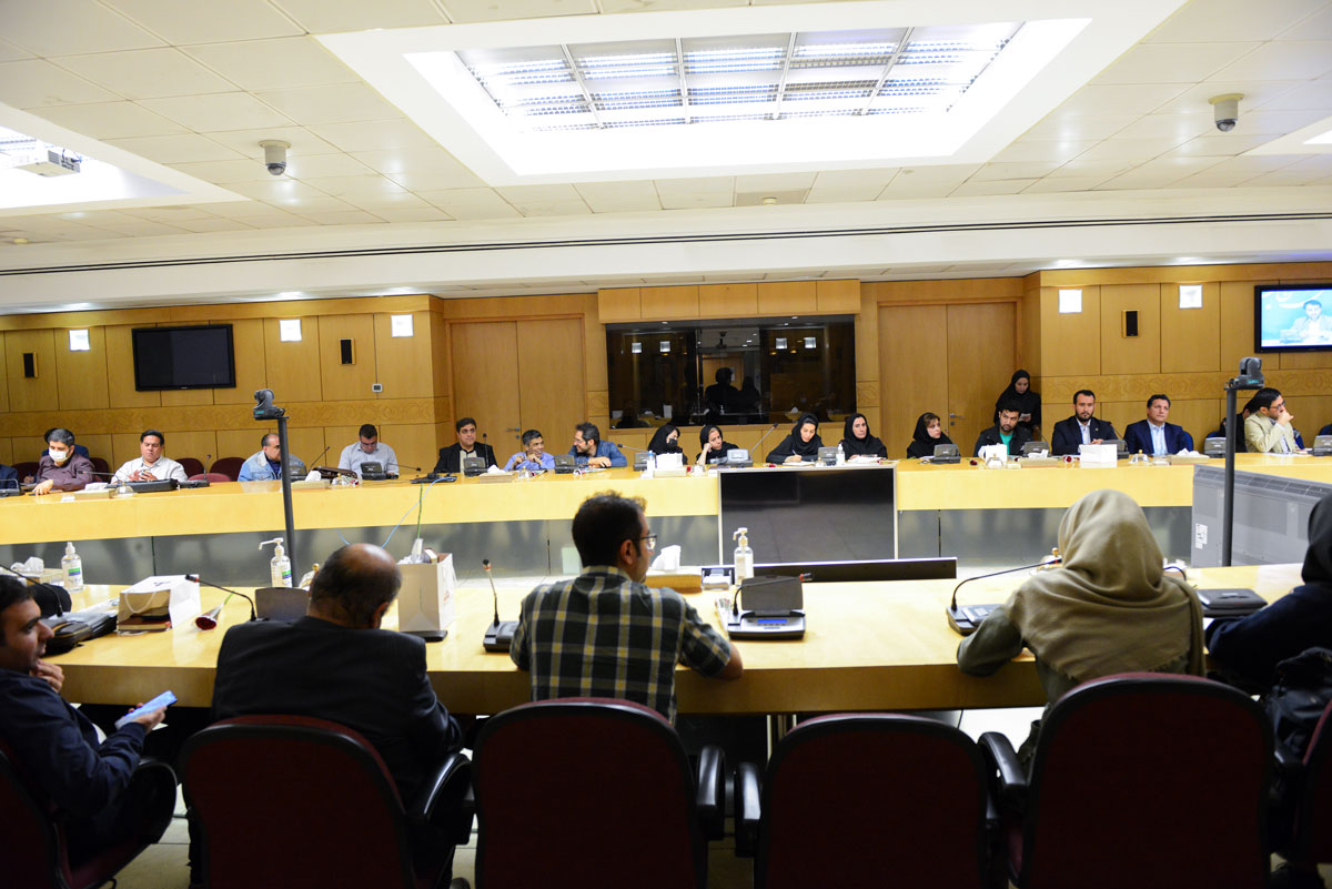 مراسم دیدار صمیمانه معاون وزیر نفت و مدیر عامل شرکت ملی صنایع پتروشیمی با اصحاب رسانه 7