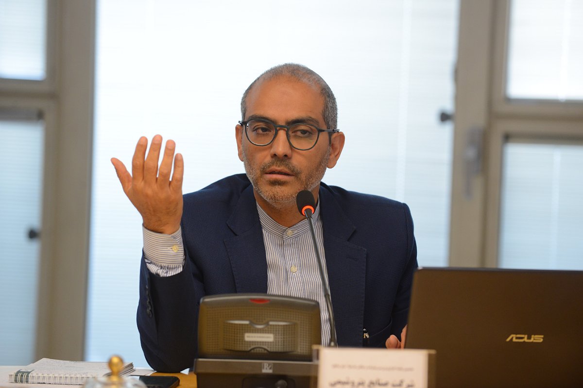 جلسه بررسی پیشرفت و چالش های طرح های مستقر در مناطق مختلف کشور با حضور معاون وزیر نفت و مدیر عامل شرکت ملی صنایع پتروشیمی برگزار شد