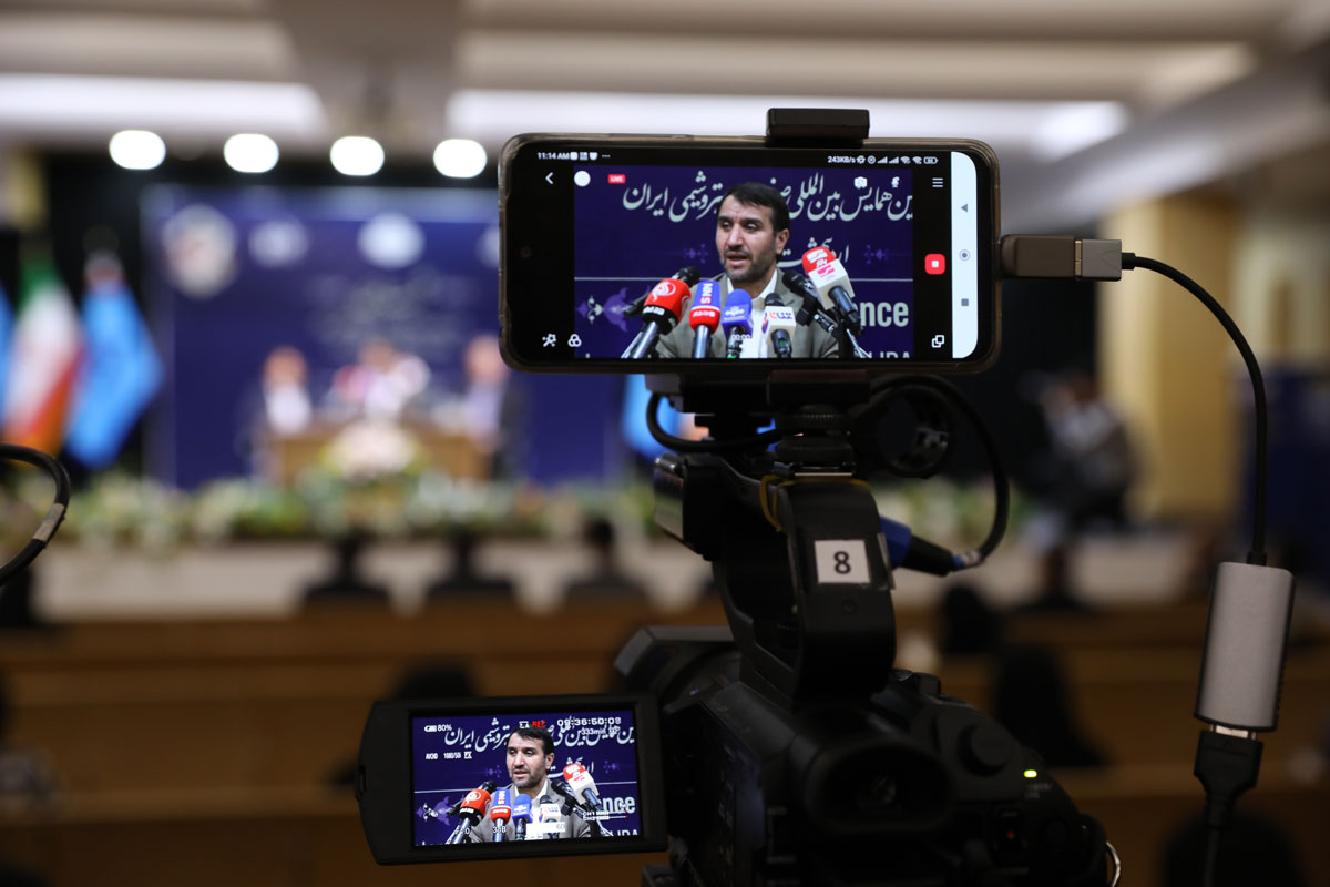 گزارش تصویری نشست خبری چهاردهمین همایش بین‌المللی صنعت پتروشیمی ایران با حضور معاون وزیر نفت و مدیر عامل شرکت ملی صنایع پتروشیمی  3