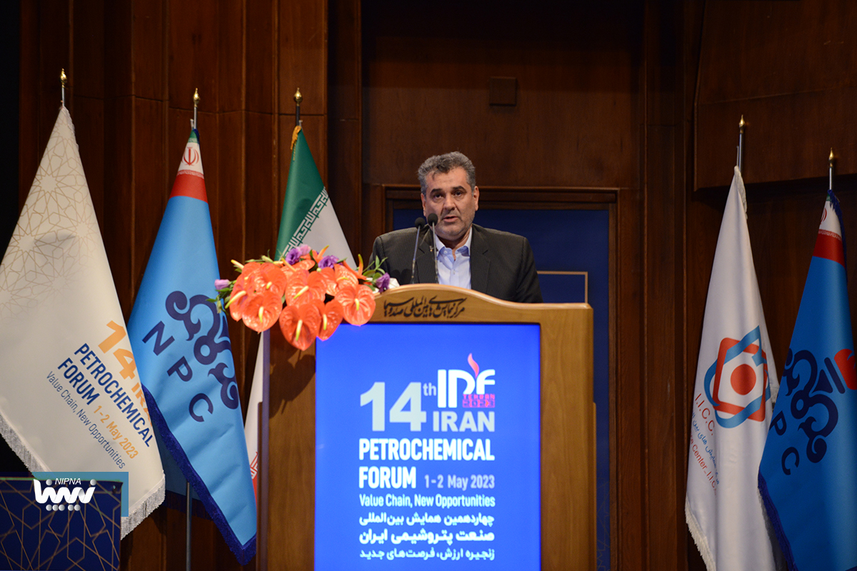 پنل تخصصی بررسی برنامه های توسعه صنعت پتروشیمی ایران در چهاردهمین همایش بین المللی IPF 3