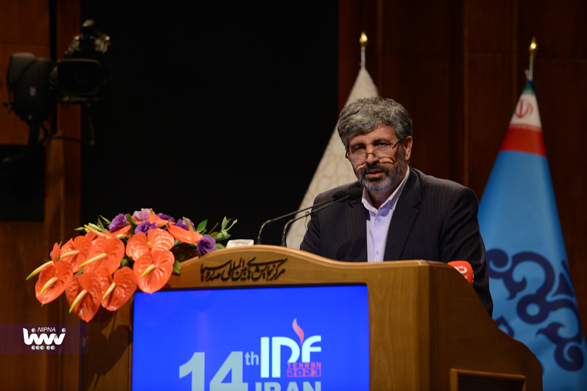 پنل تخصصی بررسی برنامه های توسعه صنعت پتروشیمی ایران در چهاردهمین همایش بین المللی IPF 5