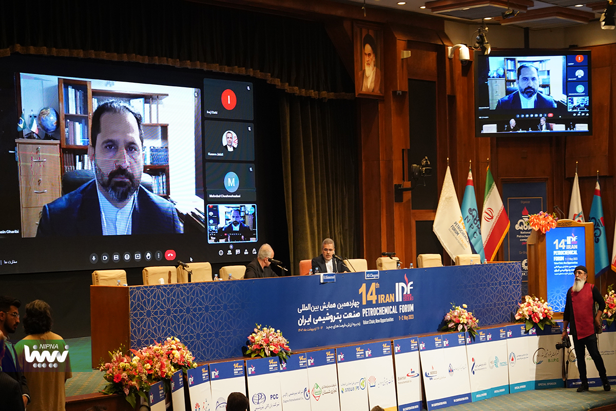 گزارش تصویری در حاشیه چهاردهمین همایش بین المللی صنعت پتروشیمی ایران (IPF)  19