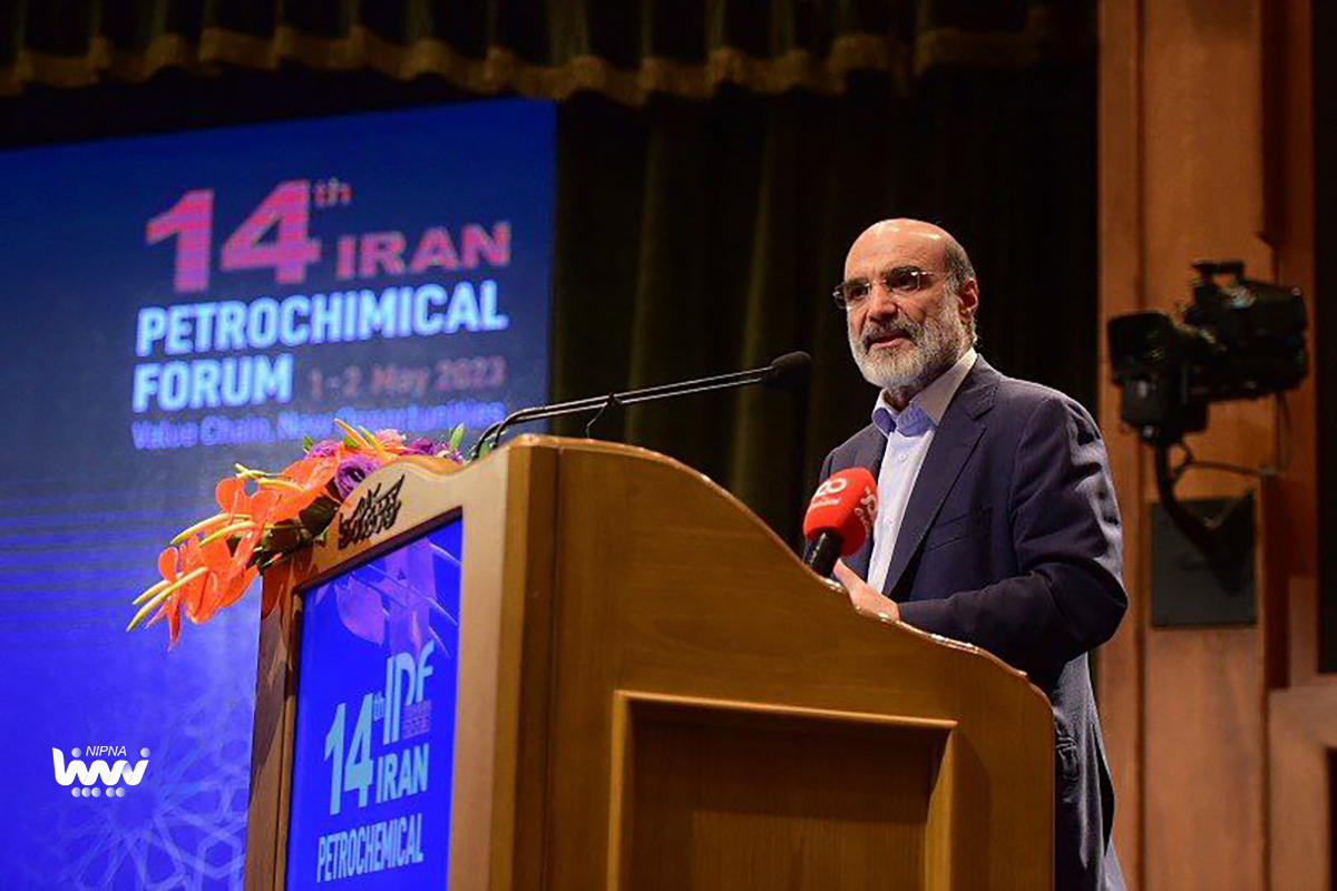 گزارش تصویری پنل ها و کارگاه ها در روز نخست چهاردهمین همایش بین المللی صنعت پتروشیمی (IPF) 12