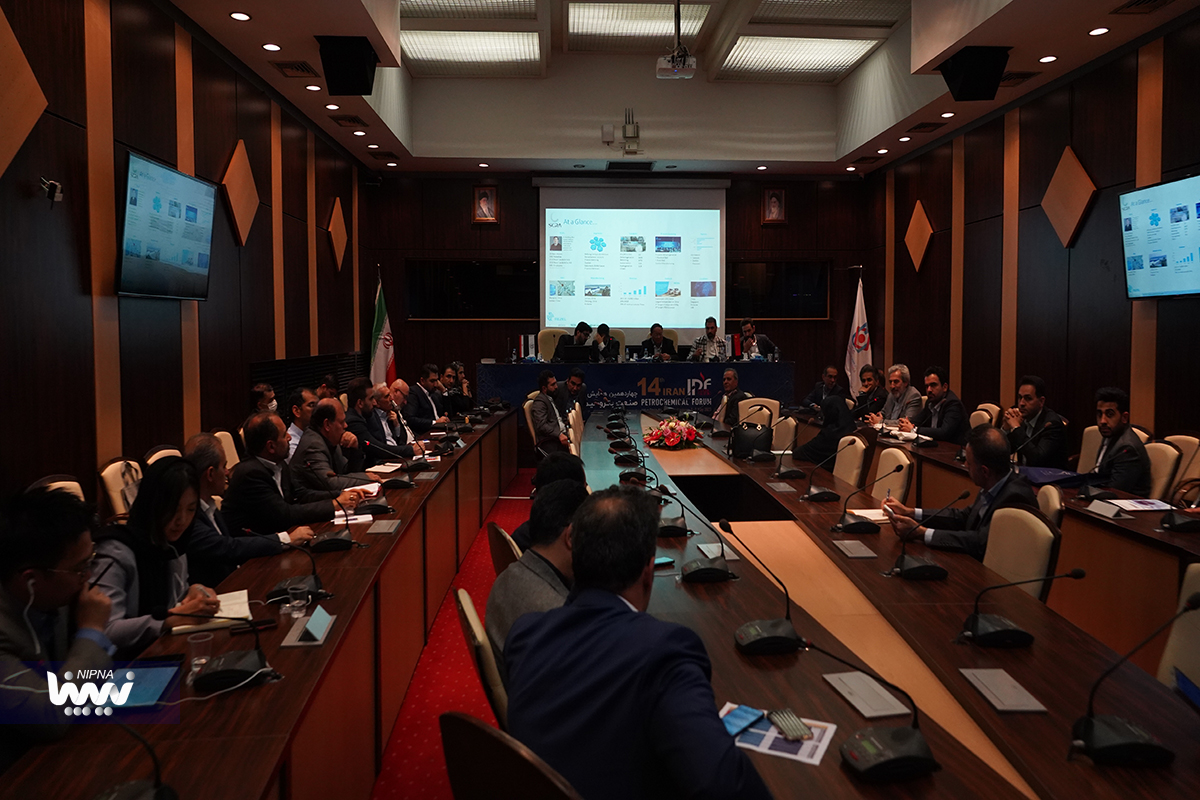 گزارش تصویری پنل ها و کارگاه ها در روز نخست چهاردهمین همایش بین المللی صنعت پتروشیمی (IPF) 15