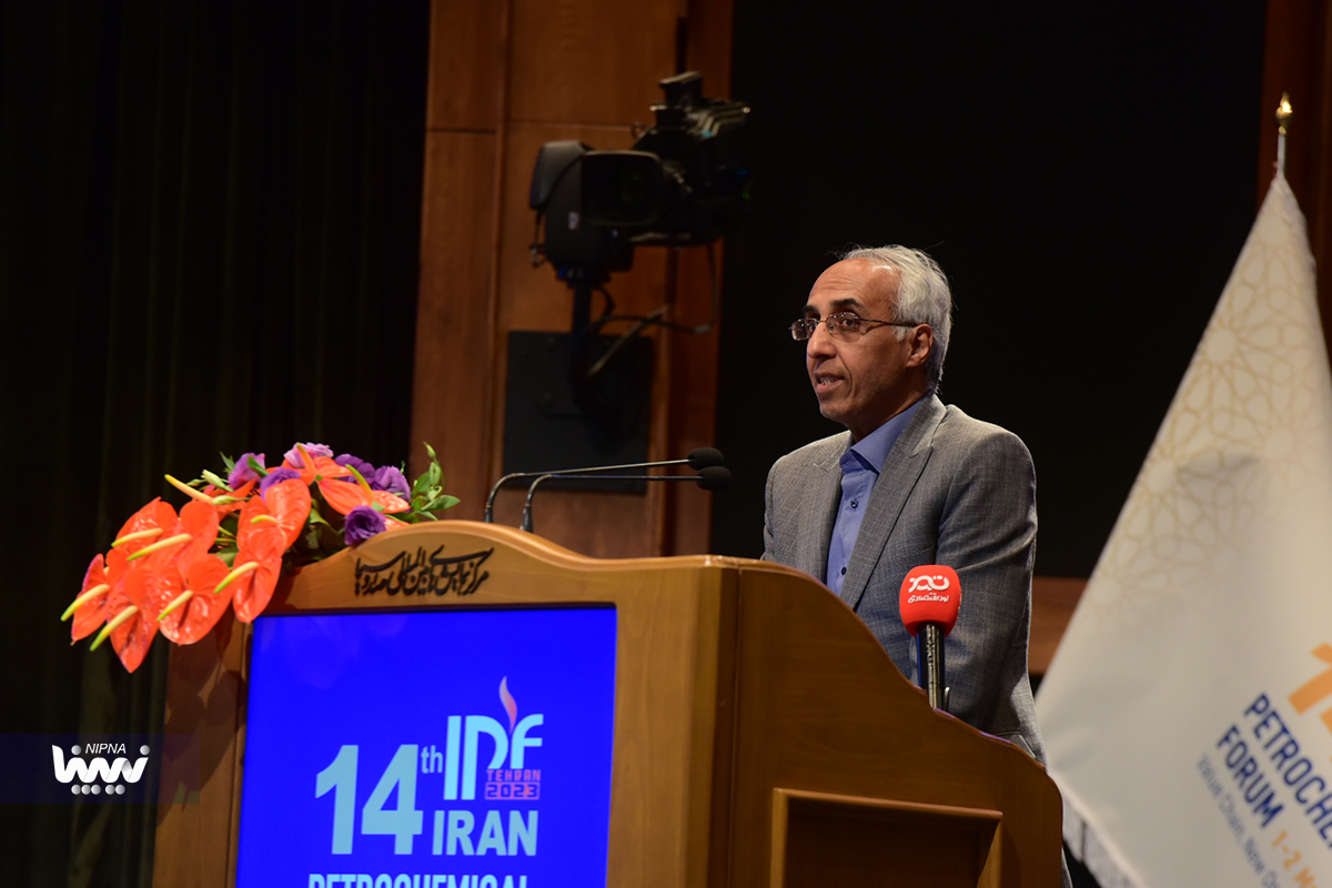 گزارش تصویری پنل ها و کارگاه ها در روز دوم و پایان چهاردهمین همایش بین المللی صنعت پتروشیمی (IPF) 17