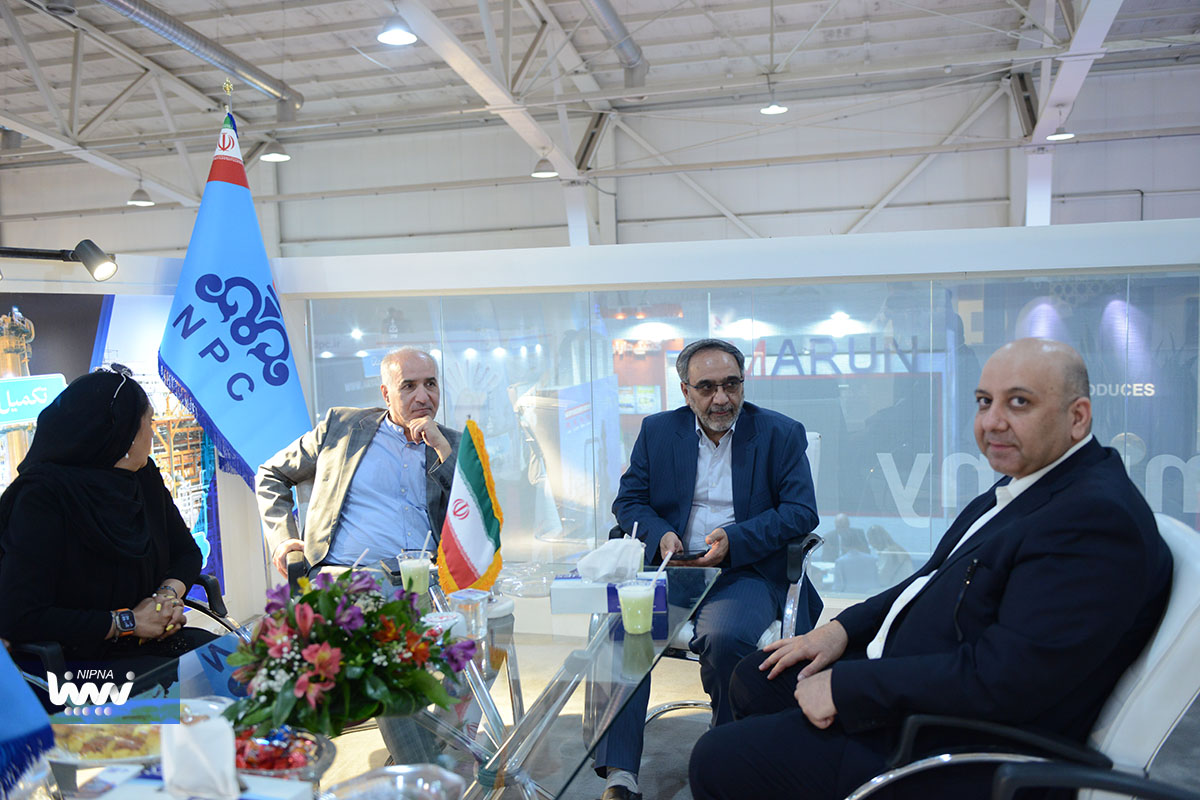 شرکت ملی صنایع پتروشیمی در روز نخست بیست و هفتمین نمایشگاه بین المللی صنعت نفت 21