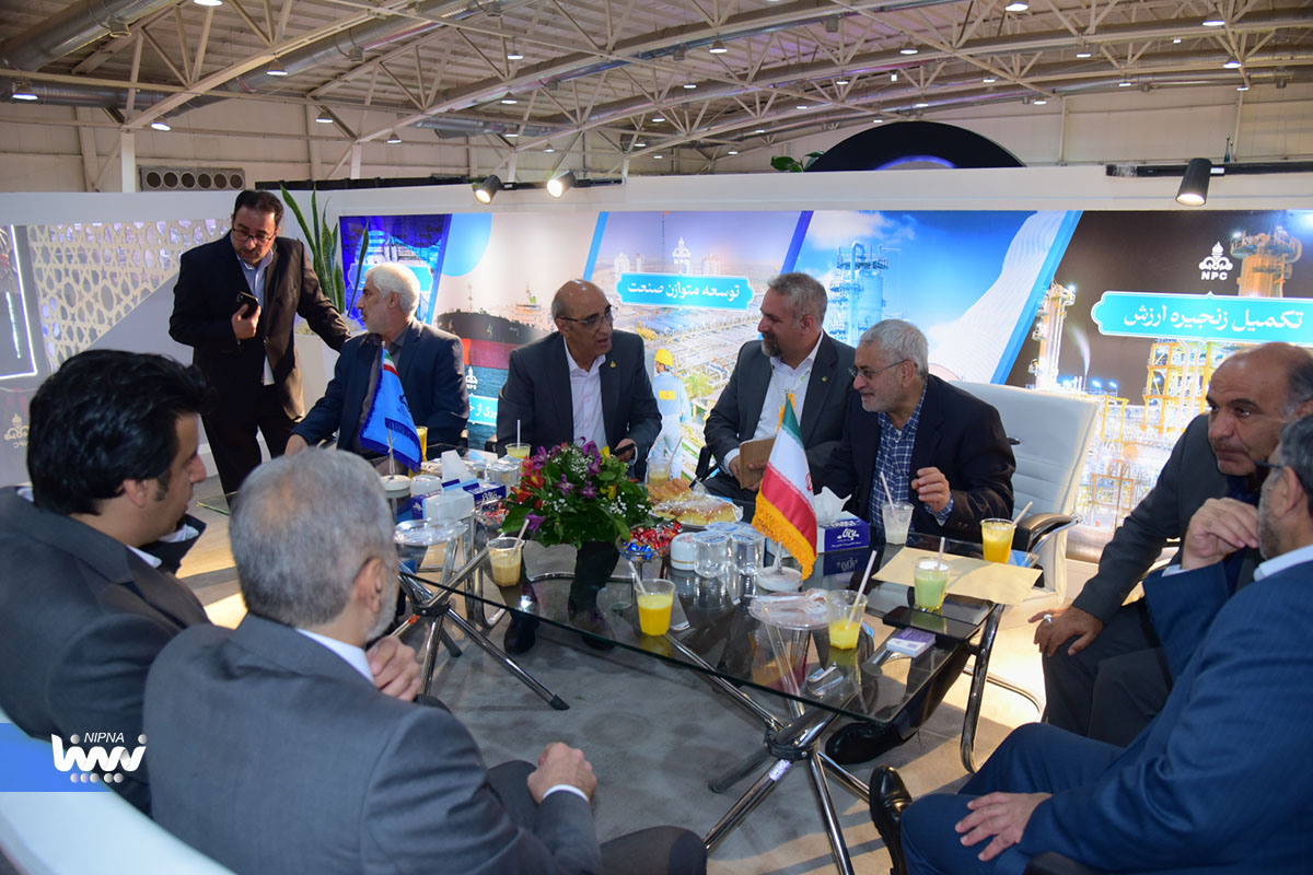 شرکت ملی صنایع پتروشیمی در روز نخست بیست و هفتمین نمایشگاه بین المللی صنعت نفت 29