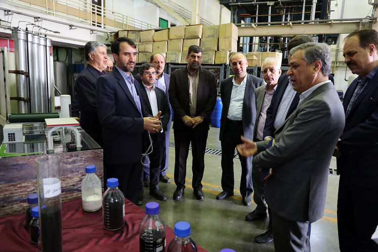 بازدید معاونان وزیر نفت در امور پتروشیمی و توسعه مدیریت و سرمایه انسانی از پژوهشگاه صنعت نفت 7