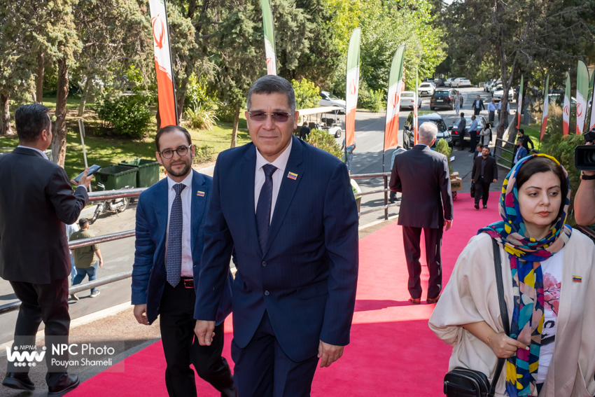 آیین رسمی گشایش هفدهمین نمایشگاه بین‌المللی ایران‌پلاست 46