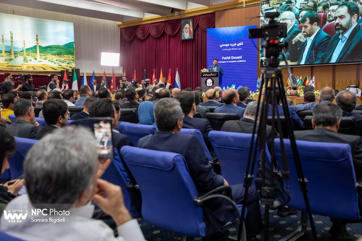 آیین رسمی گشایش هفدهمین نمایشگاه بین‌المللی ایران‌پلاست (2) 34