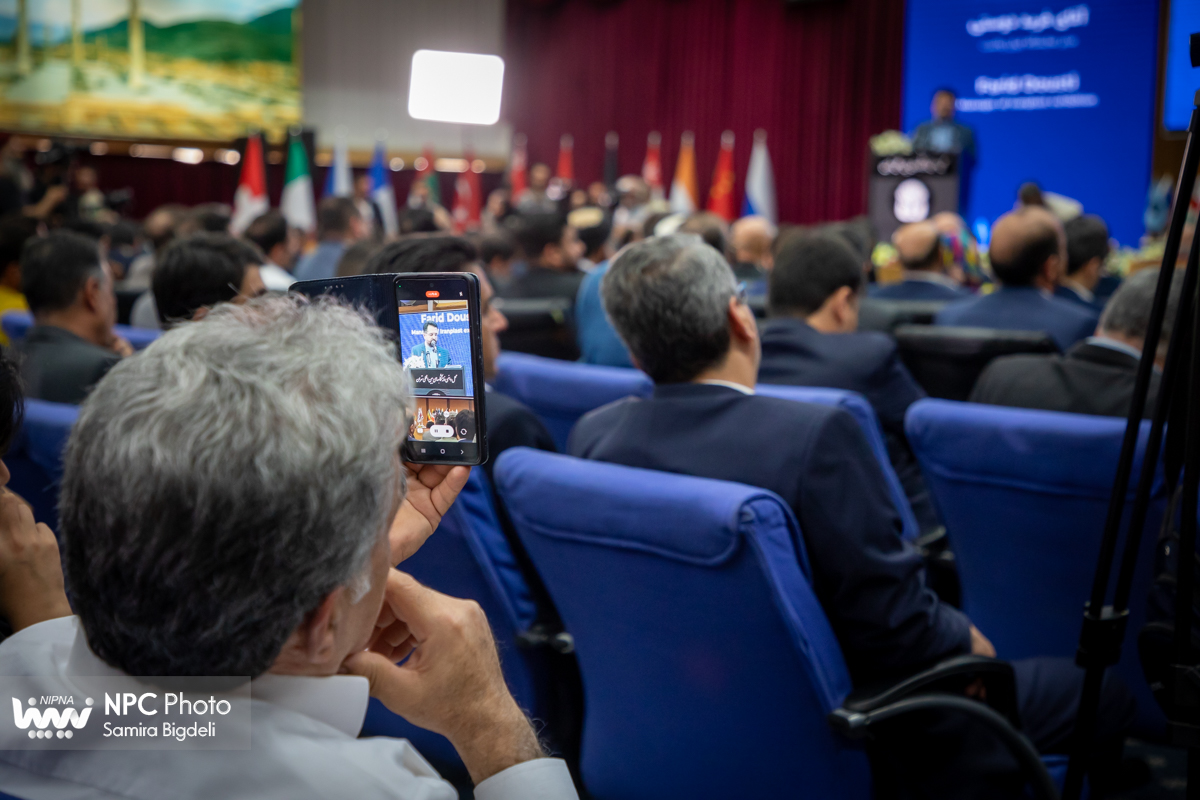 آیین رسمی گشایش هفدهمین نمایشگاه بین‌المللی ایران‌پلاست (2) 35