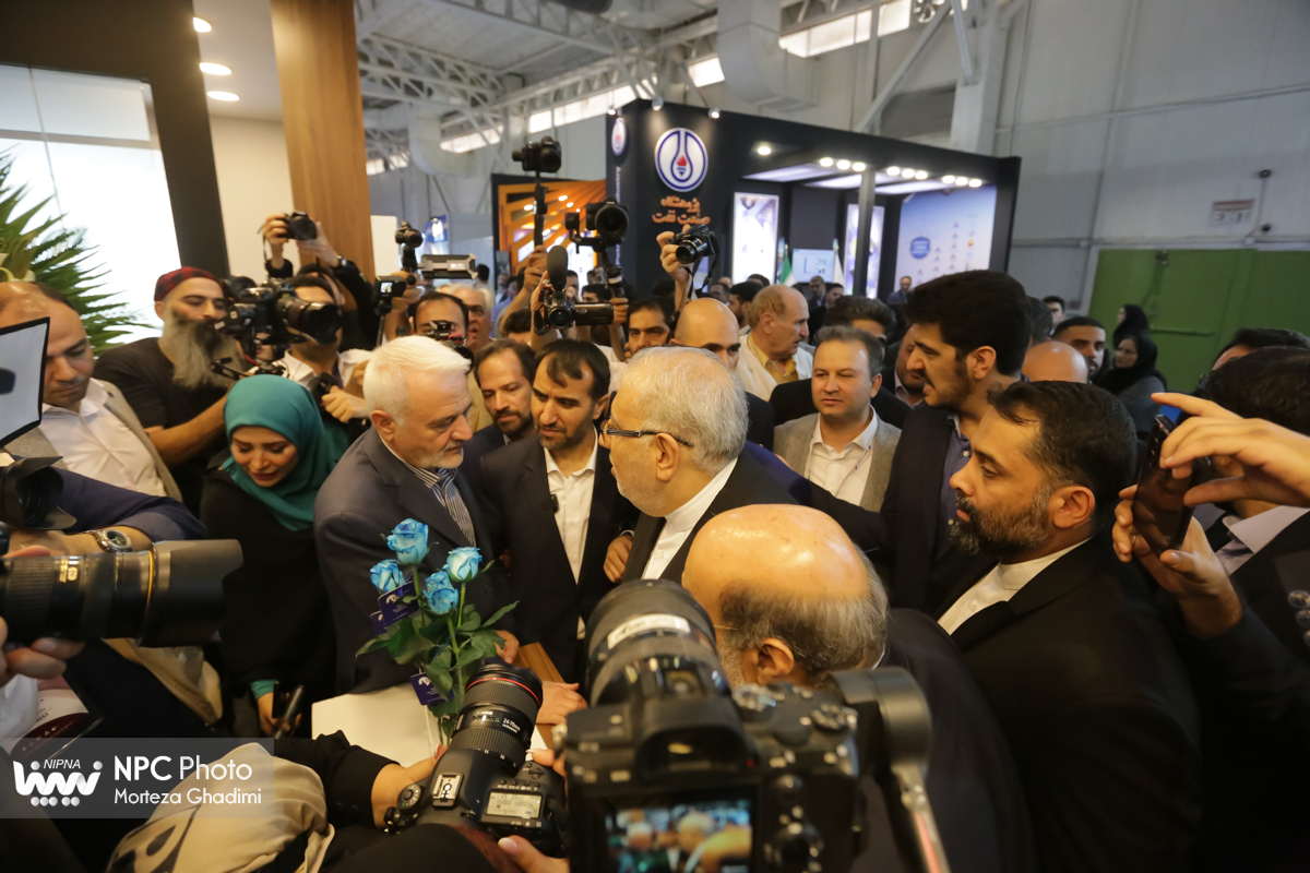 آغاز به‌کار رسمی هفدهمین نمایشگاه بین‌المللی ایران‌پلاست (3) 7