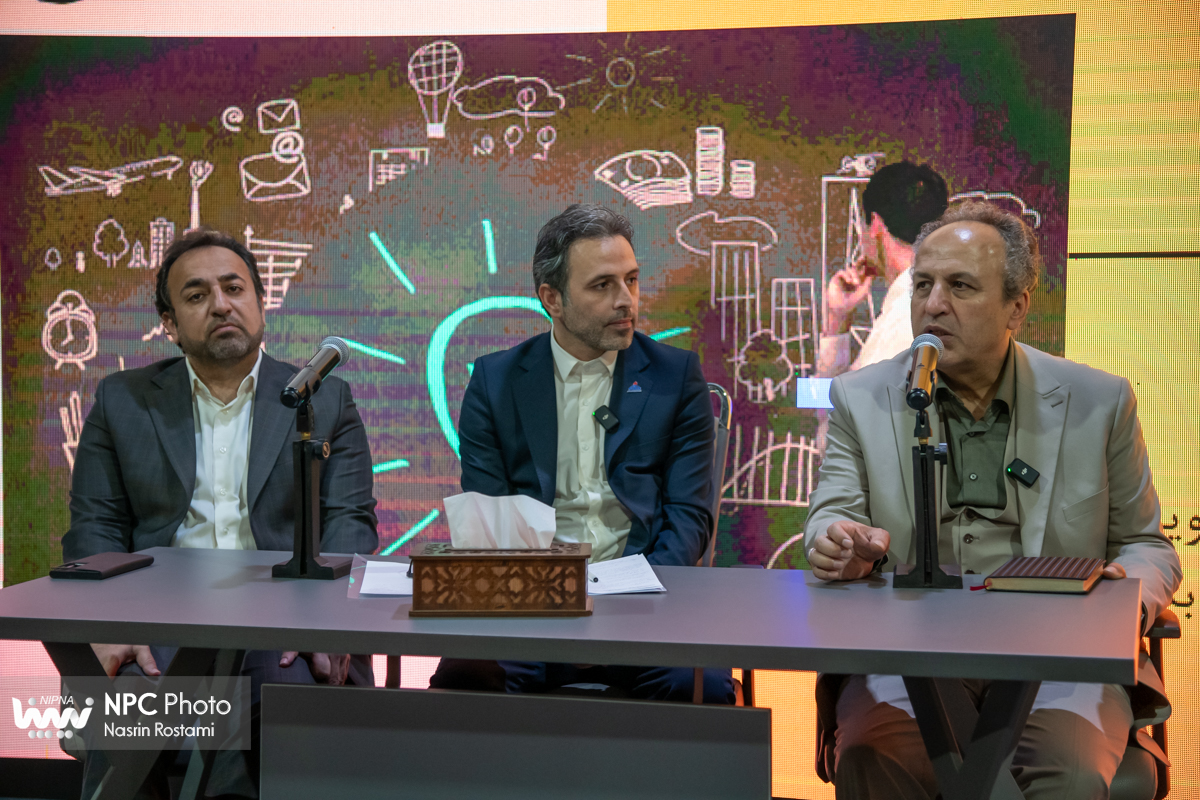 کارگاه آموزشی توسعه صنایع دارویی در جهت ارزش آفرینی و ارتقا حوزه سلامت جامعه  7