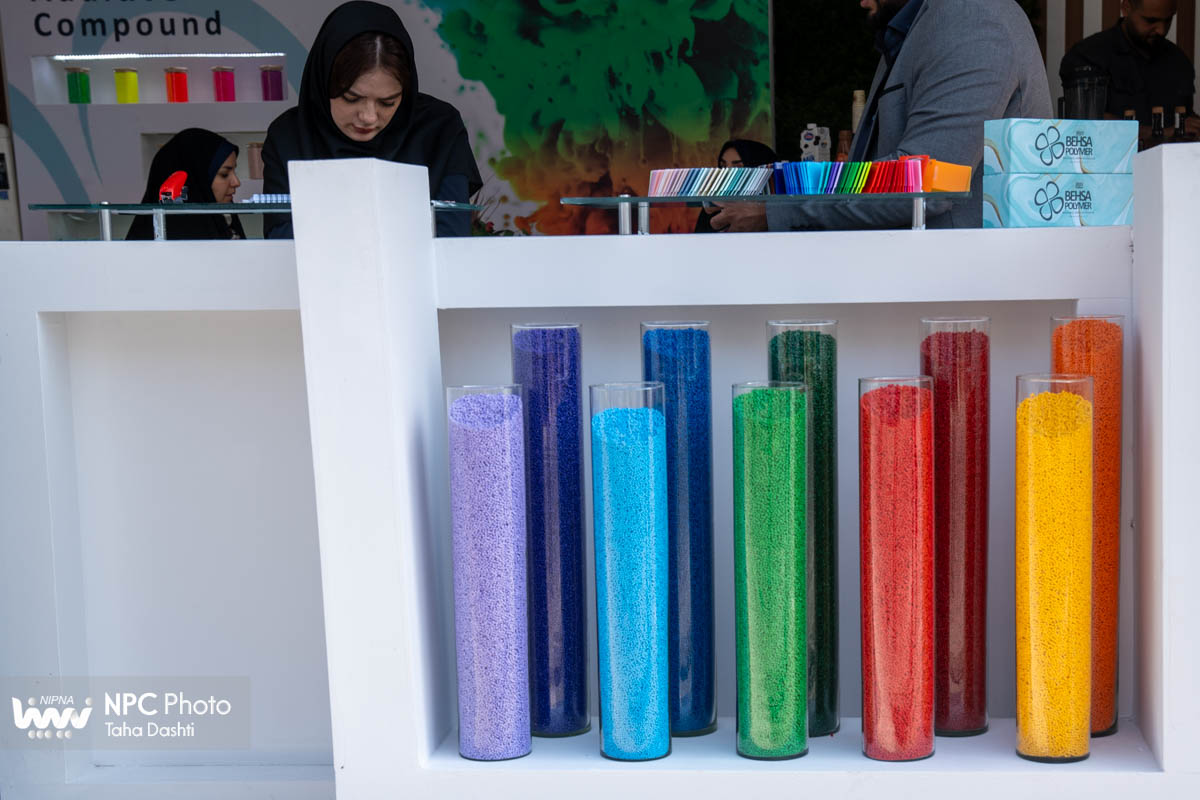 حاشیه های اولین روز از هفدهمین نمایشگاه بین‌المللی ایران‌پلاست (3) 5