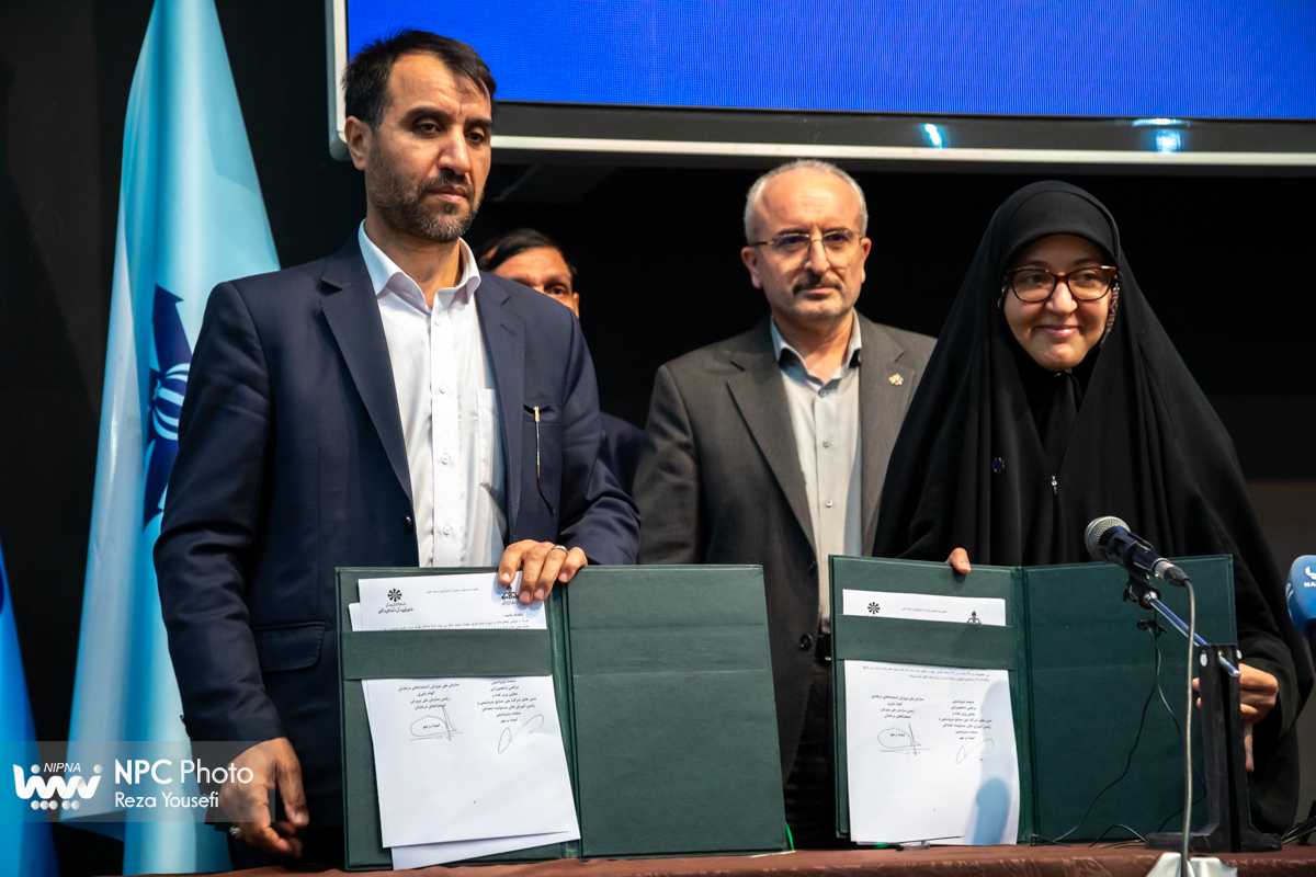 امضای چند تفاهم‌نامه و قرارداد در هفدهمین نمایشگاه ایران‌پلاست 30