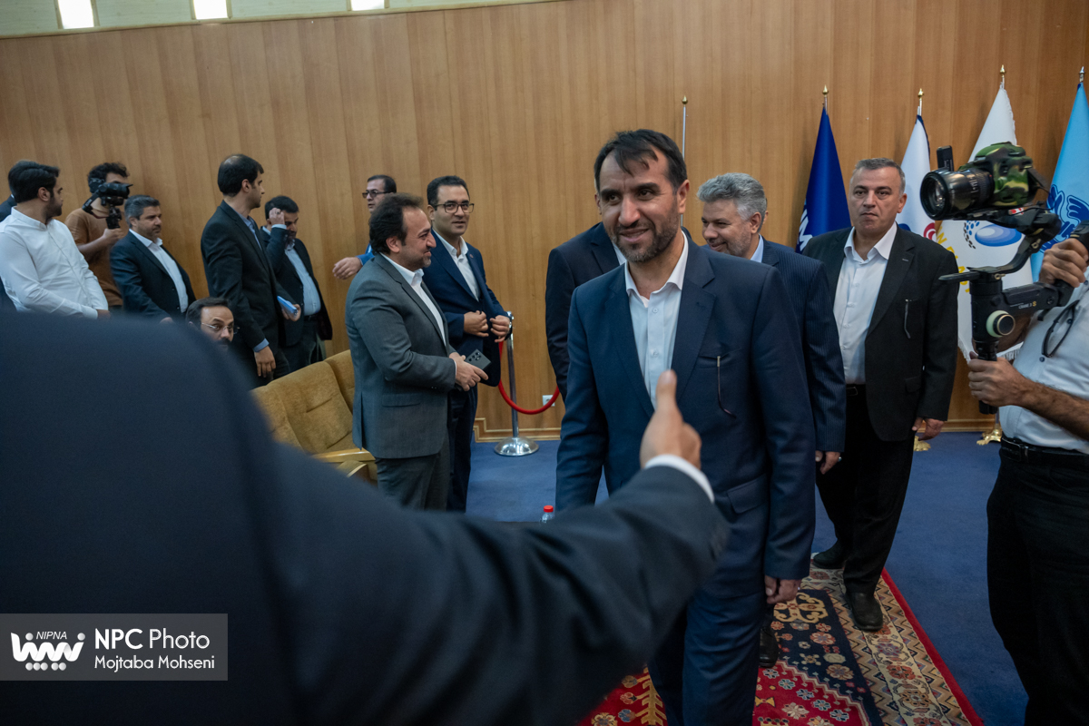 نشست خبری مدیرعامل شرکت ملی صنایع پتروشیمی در هفدهمین نمایشگاه ایران‌پلاست 13