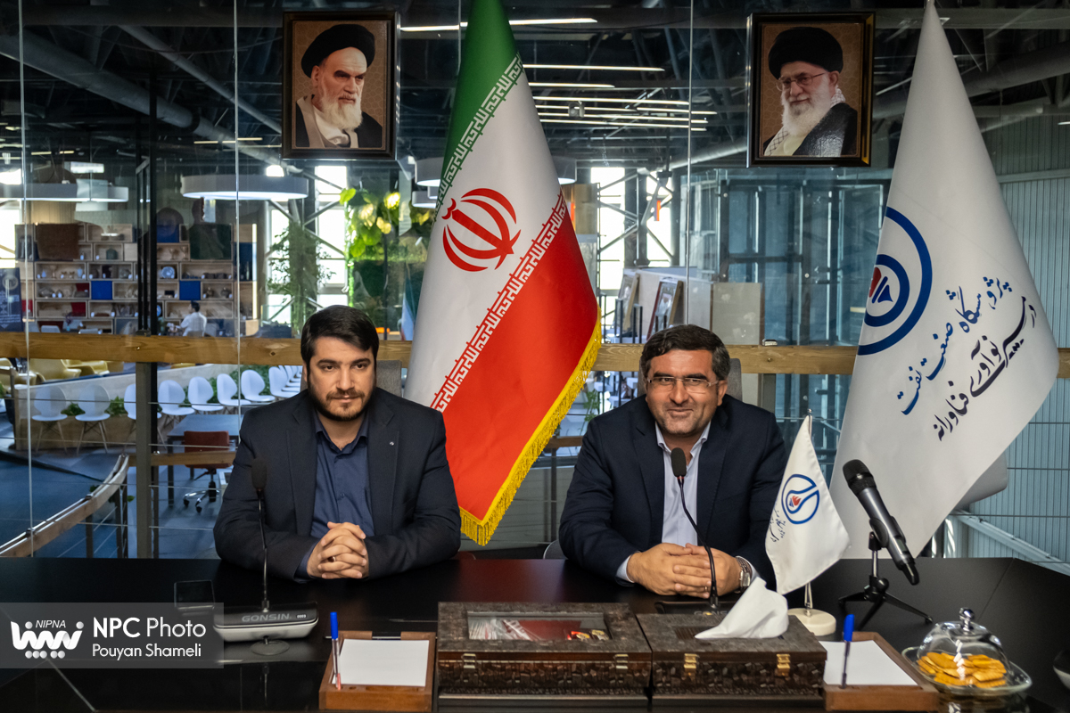 امضا قرارداد طراحی مفهومی و امکان‌سنجی احداث کارخانه ال‌ان‌جی در پتروشیمی خراسان 10