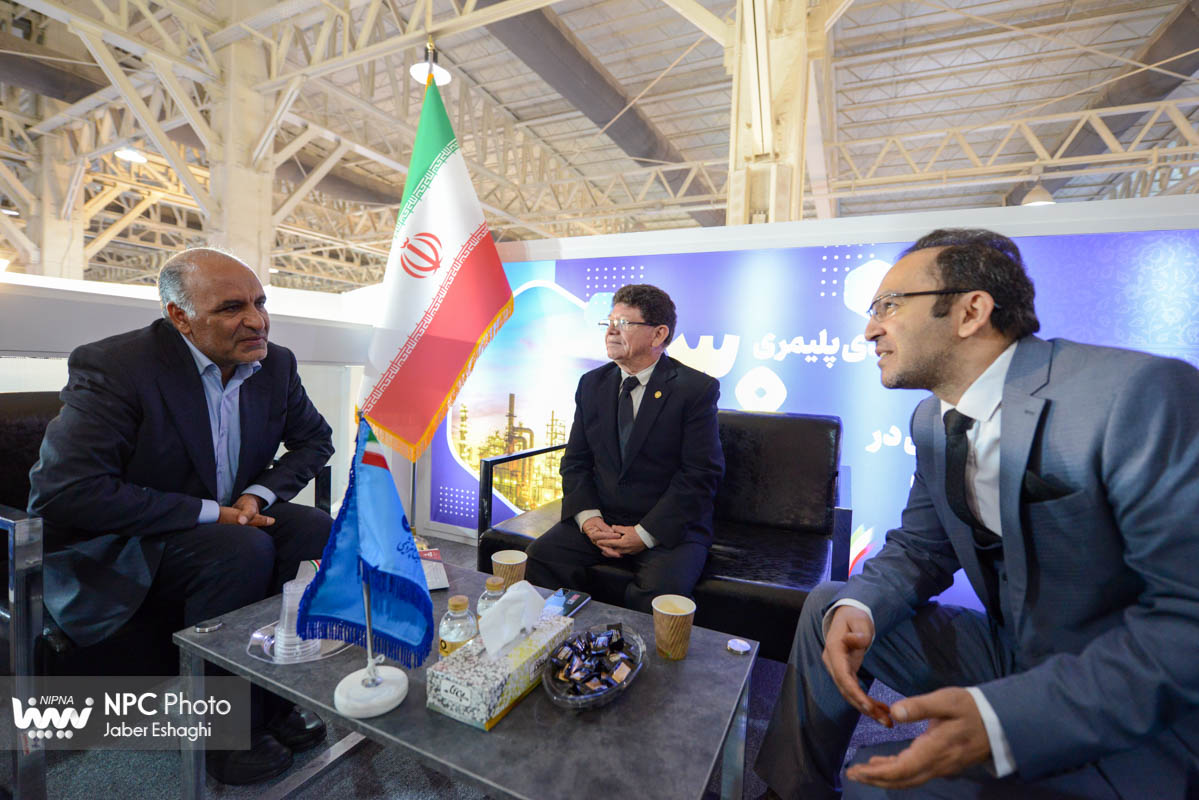 غرفه شرکت ملی صنایع پتروشیمی در دومین روز از هفدهمین نمایشگاه بین‌المللی ایران‌پلاست 20