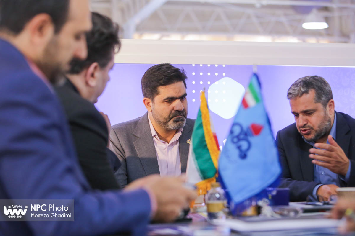 غرفه شرکت ملی صنایع پتروشیمی در دومین روز از هفدهمین نمایشگاه بین‌المللی ایران‌پلاست 28