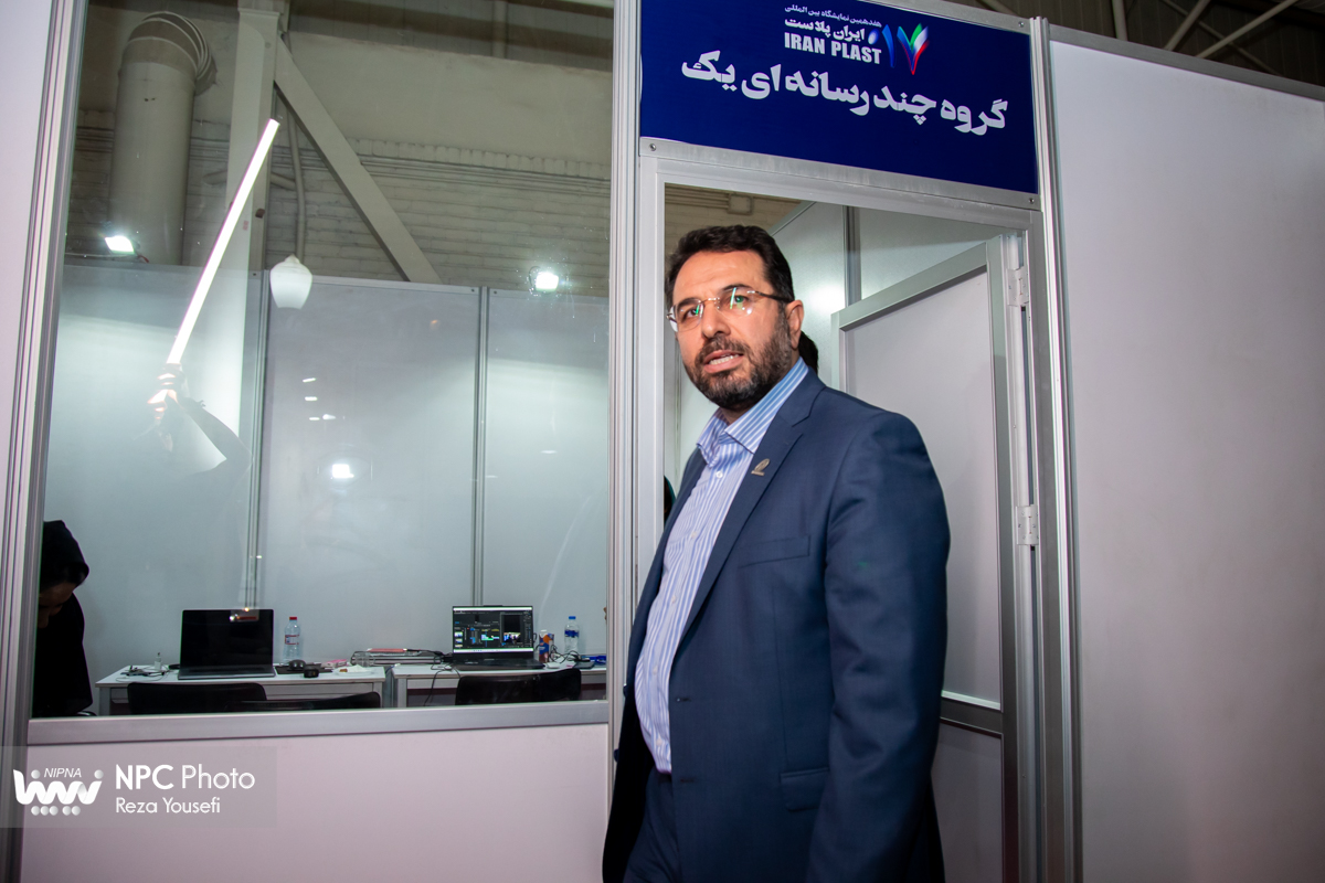 بازدید مدیر هفدهمین نمایشگاه بین‌المللی ایران پلاست از ستاد خبری 6