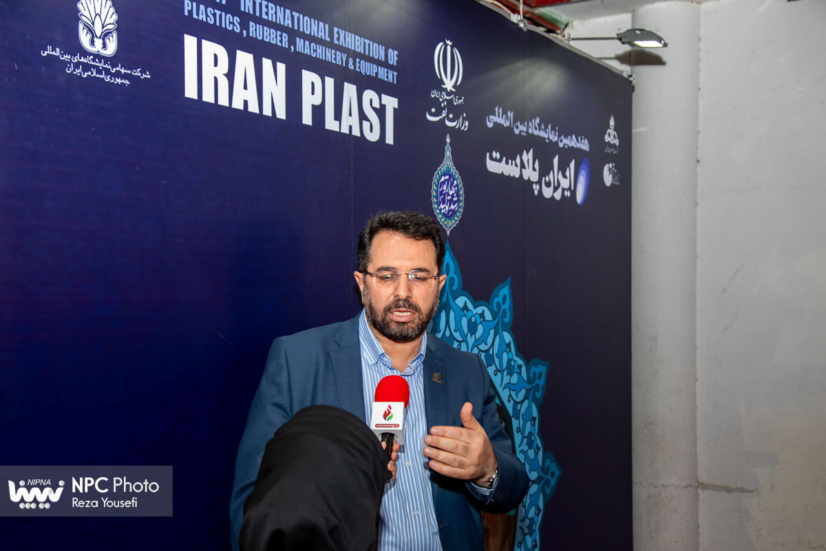 بازدید مدیر هفدهمین نمایشگاه بین‌المللی ایران پلاست از ستاد خبری 9