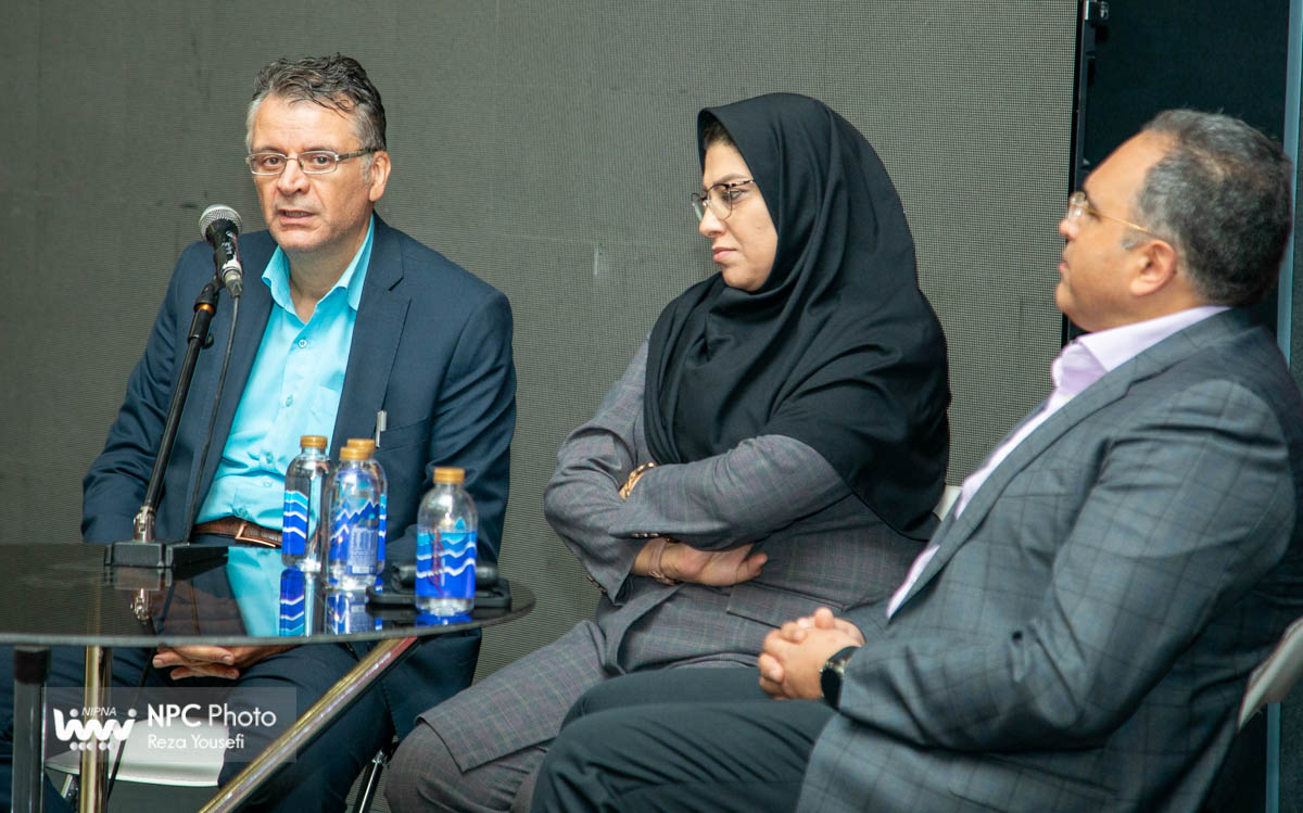 کارگاه آموزشی توسعه گریدهای جدید محصولات پتروشیمی در حاشیه دومین روز از هفدهمین نمایشگاه بین‌المللی ایران پلاست 6