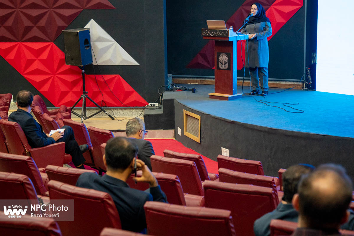 کارگاه آموزشی «تأمین مالی بانک تجارت در حوزه‌های مختلف صنعت پتروشیمی» در حاشیه دومین روز از هفدهمین نمایشگاه بین‌المللی ایران پلاست 1
