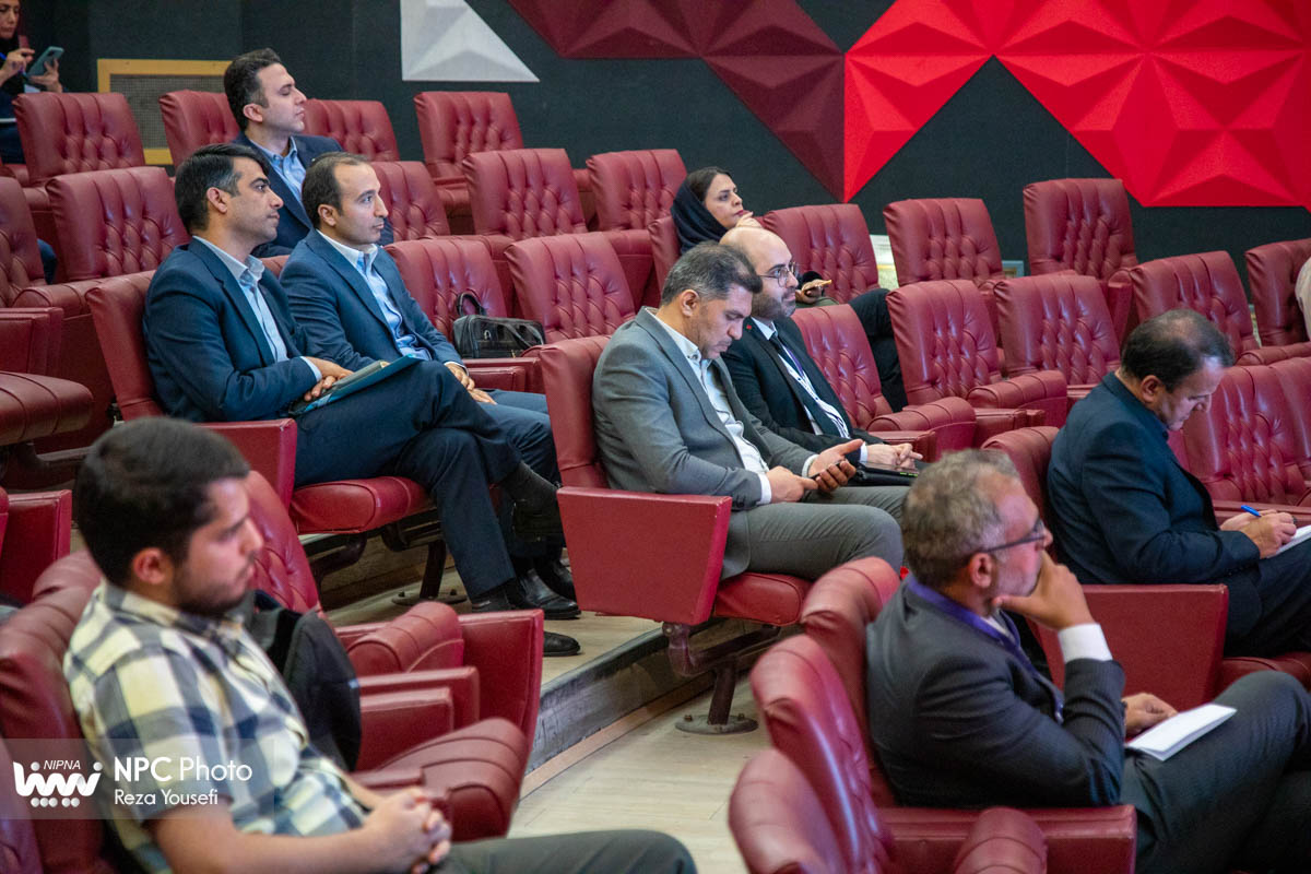 کارگاه آموزشی «تأمین مالی بانک تجارت در حوزه‌های مختلف صنعت پتروشیمی» در حاشیه دومین روز از هفدهمین نمایشگاه بین‌المللی ایران پلاست 8