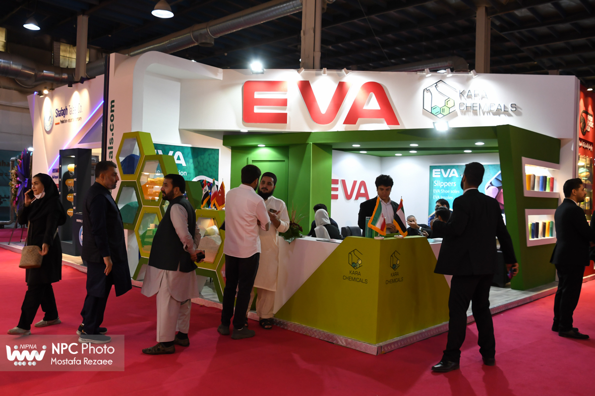 سالن 10 در دومین روز از هفدهمین نمایشگاه بین المللی ایران پلاست 5