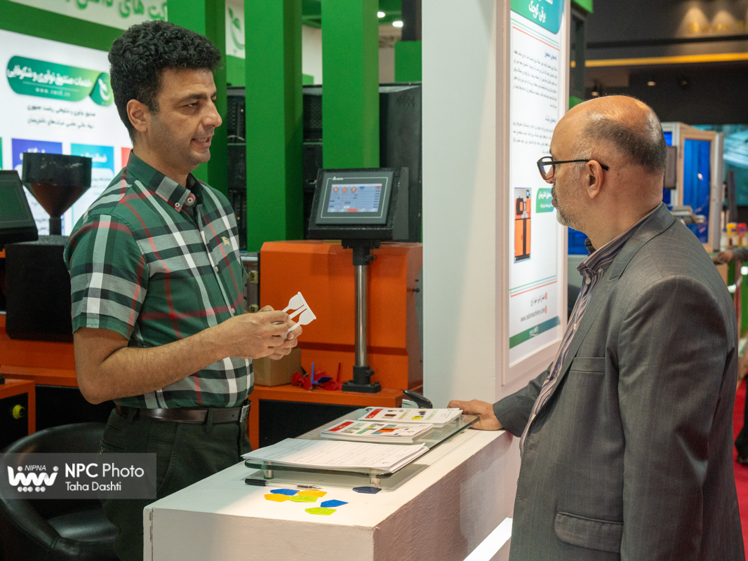 سالن 27 در دومین روز از هفدهمین نمایشگاه بین المللی ایران پلاست 4