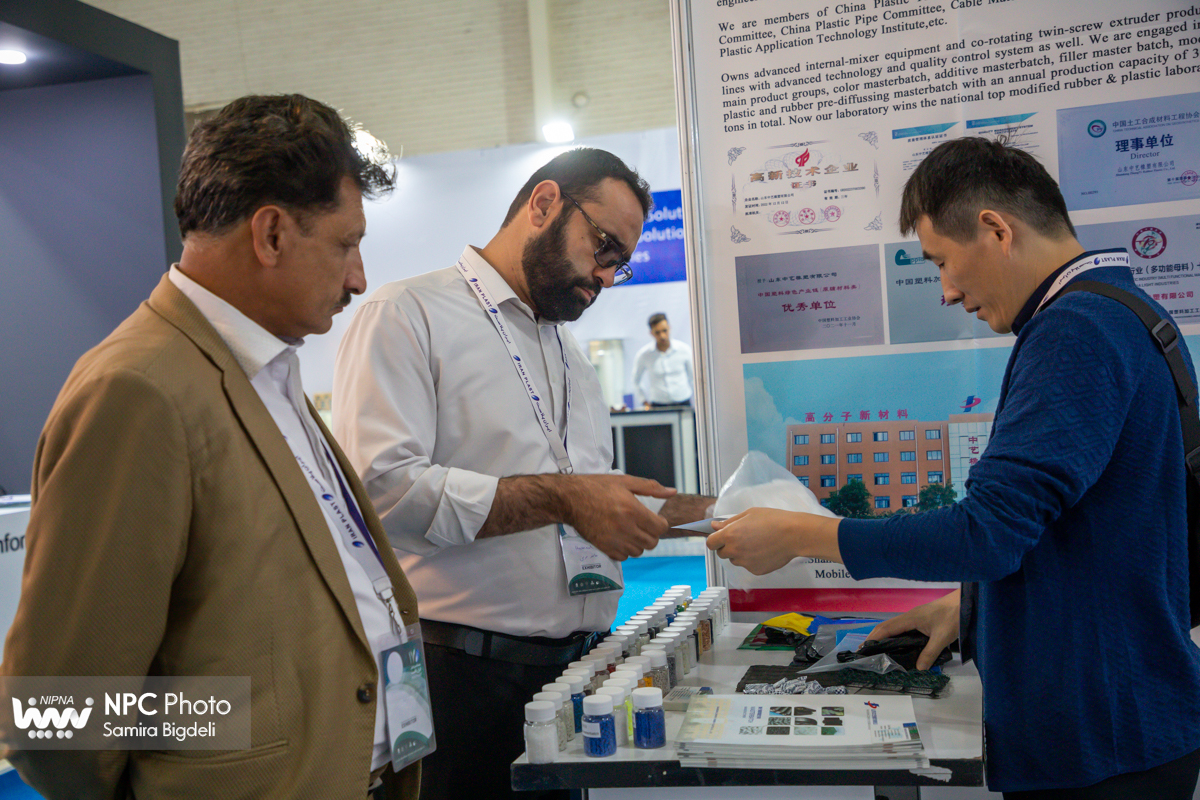 سالن 35 در دومین روز از هفدهمین نمایشگاه بین المللی ایران پلاست 7