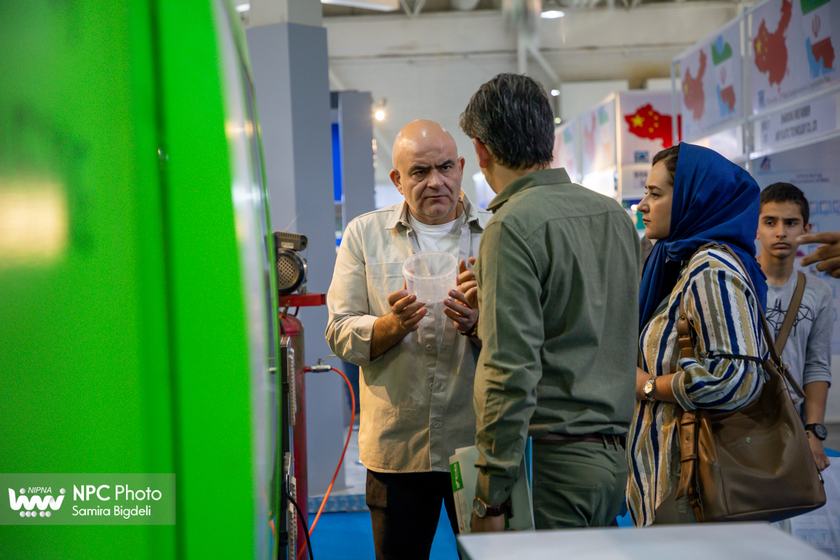 سالن 35 در دومین روز از هفدهمین نمایشگاه بین المللی ایران پلاست 9