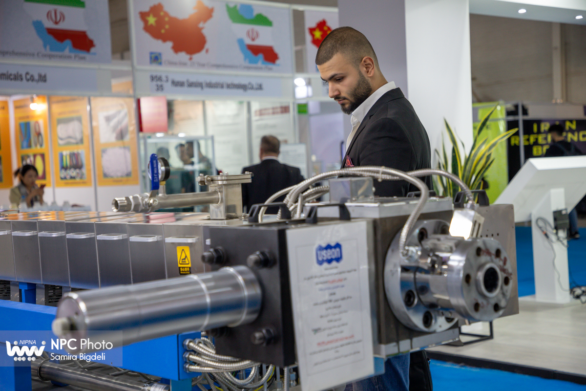 سالن 35 در دومین روز از هفدهمین نمایشگاه بین المللی ایران پلاست 10