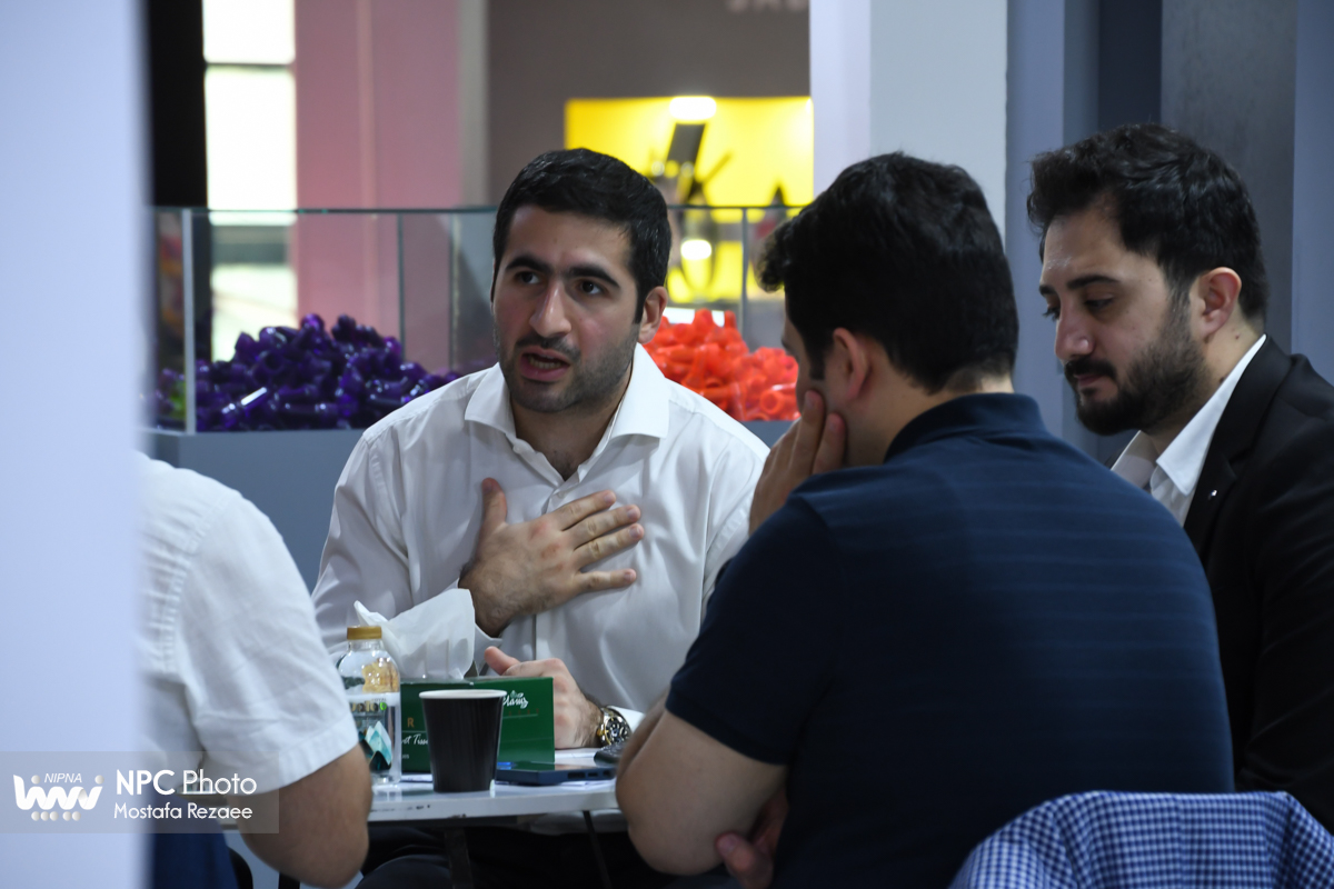 سالن میلاد در دومین روز از هفدهمین نمایشگاه بین المللی ایران پلاست 6